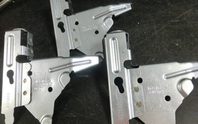 Incisione e codifica di fari e di automobili