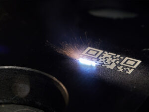 Marcatura Datamatrix: Macchina per la marcatura di codici Datamatrix