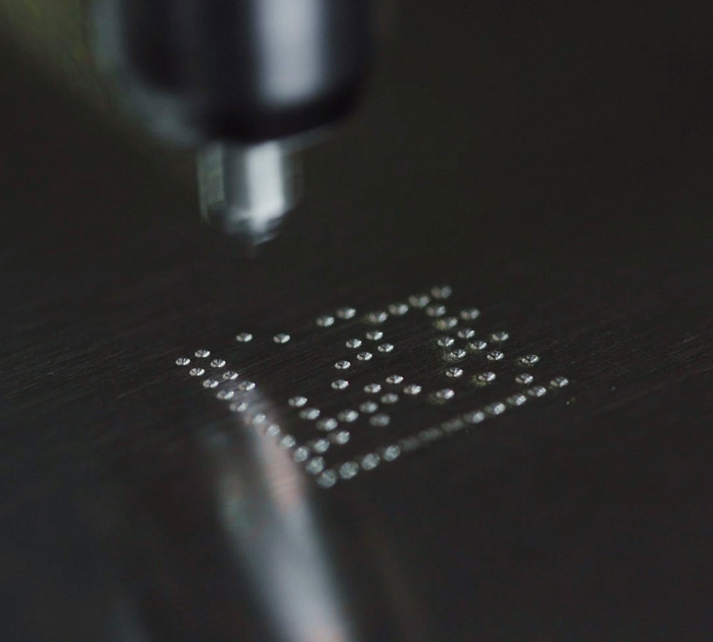 Verkauf-von-Maschinen-für-industrielle-Markierung-und-Rückverfolgbarkeit